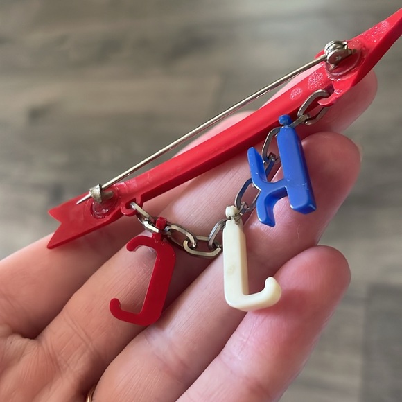 1940s Celluloid Early Plastic Patriotic Red Arrow Brooch w Charms K J C Initials - Picture 13 of 17
